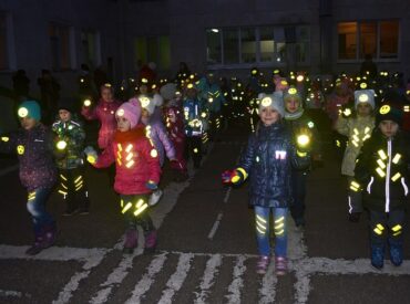 Консультация для родителей: «Стань заметным! Правила безопасности для ребенка и родителей на улице вечером»