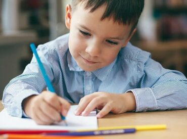 Консультация для родителей: «Год до школы: с чего начать, чтобы не навредить?»